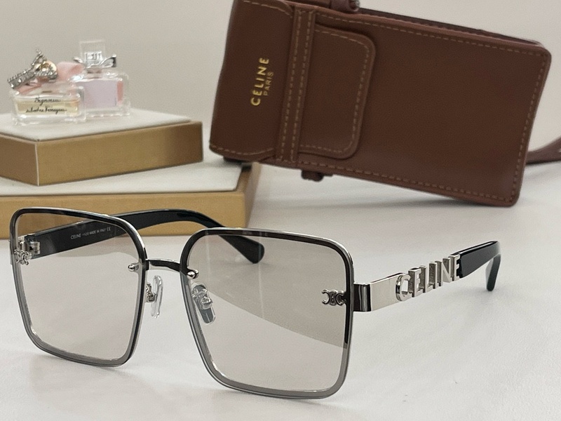 CELINE Sunglasses 137